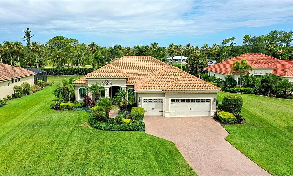 1st image of 8215 LARKSPUR CIRCLE