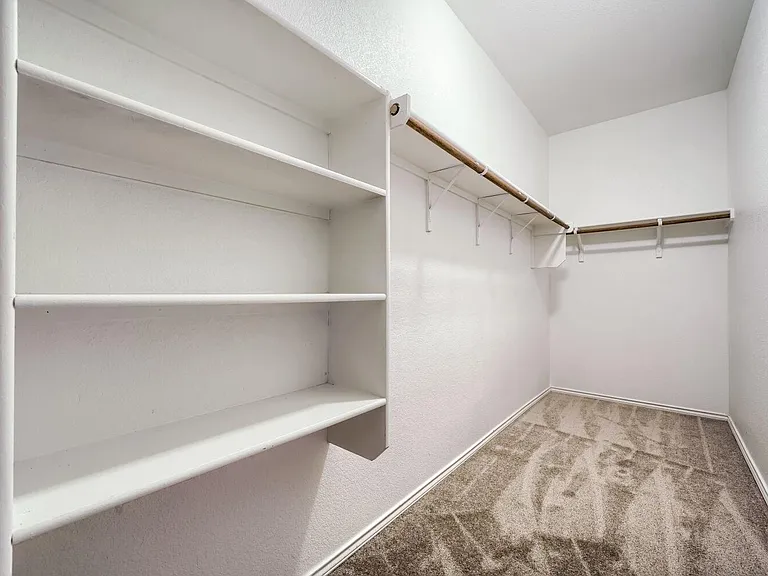 616 Sonterra Blvd — Photo 18