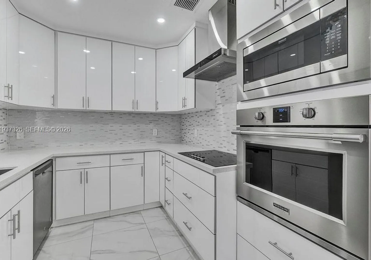 6470 SW 27th Street, Miami, FL 33155 — Photo 2