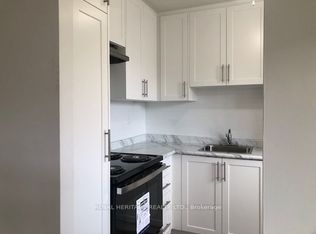 945 Simcoe St N #103, Oshawa, ON L1G 4W3