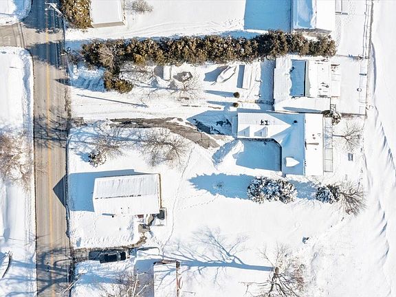 5th image of 126 Georgia Shore Road