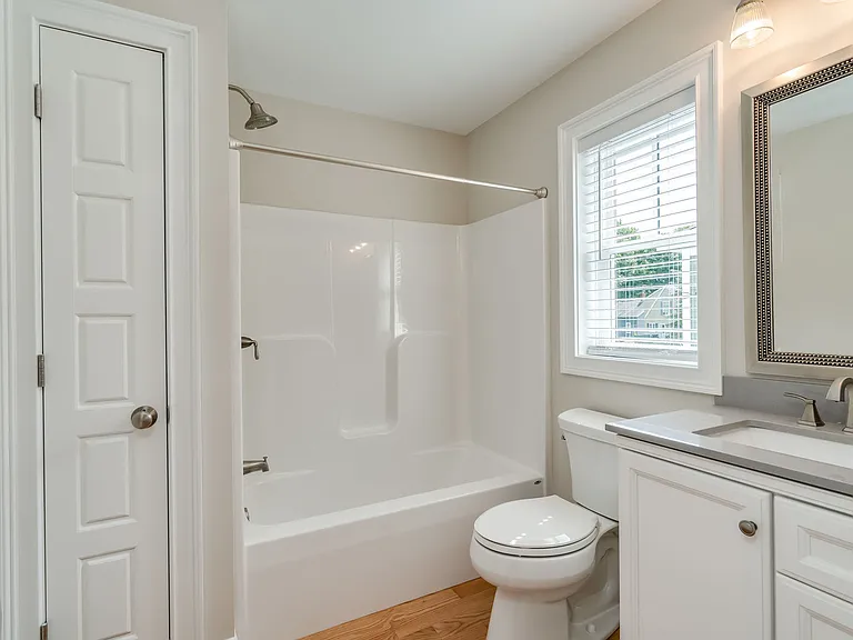 17 Bennett St — Photo 17