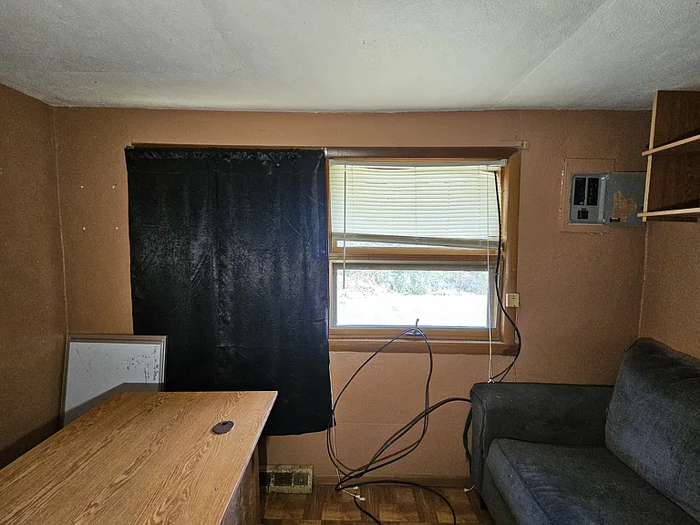 1611 Mousette Ln — Photo 10