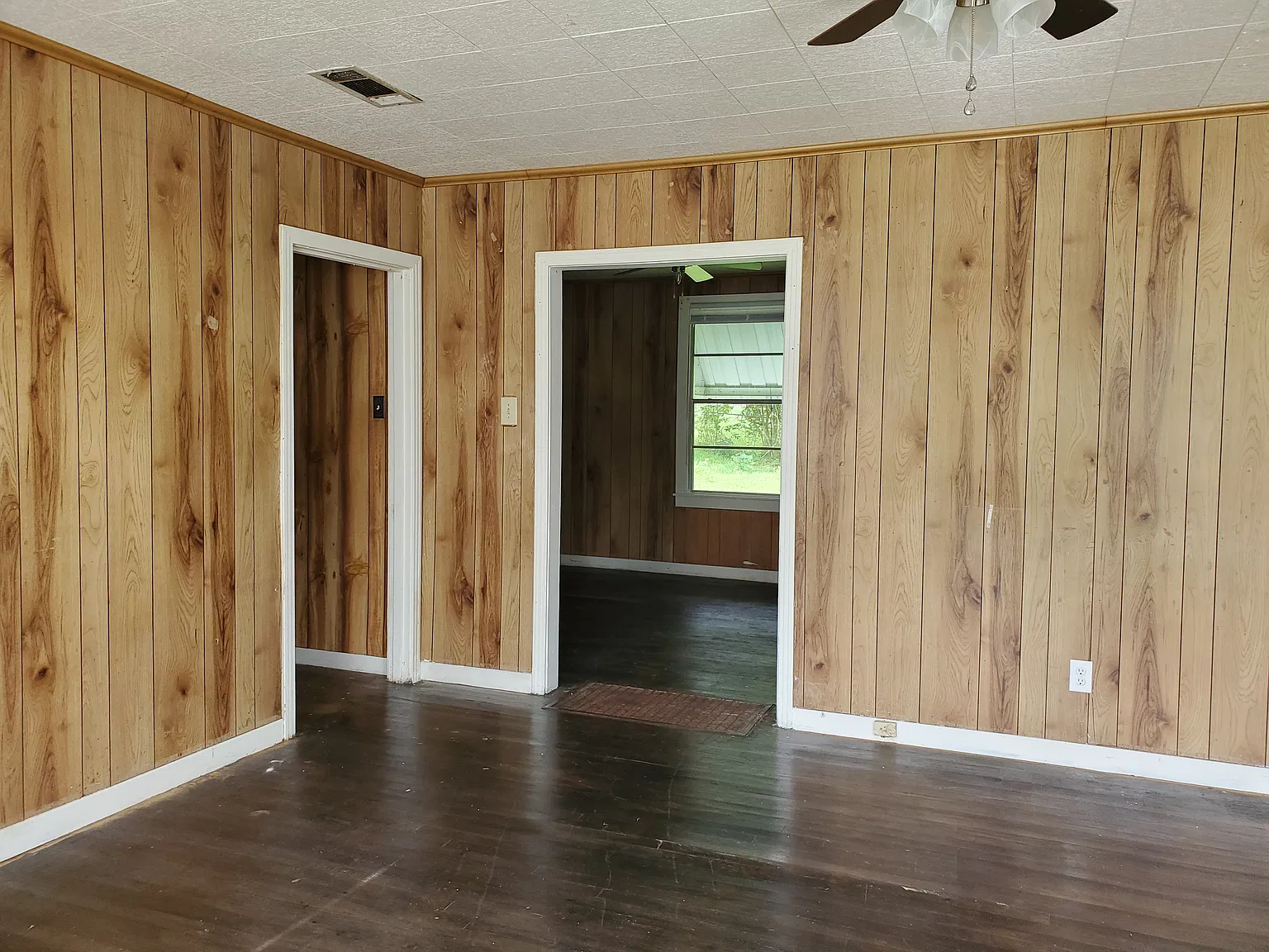 3 bed, 1325 sqft, $825 — Photo 3