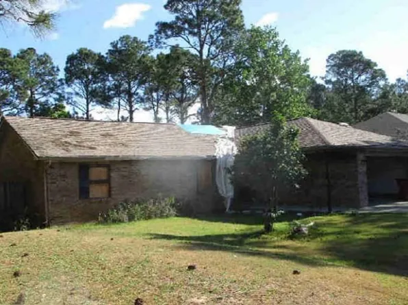 6992 Flintwood St, Navarre, FL 32566