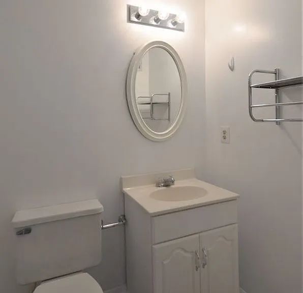 8079 Donegal Ln — Photo 30