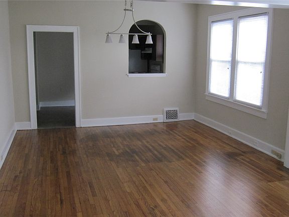 Dining Room Area