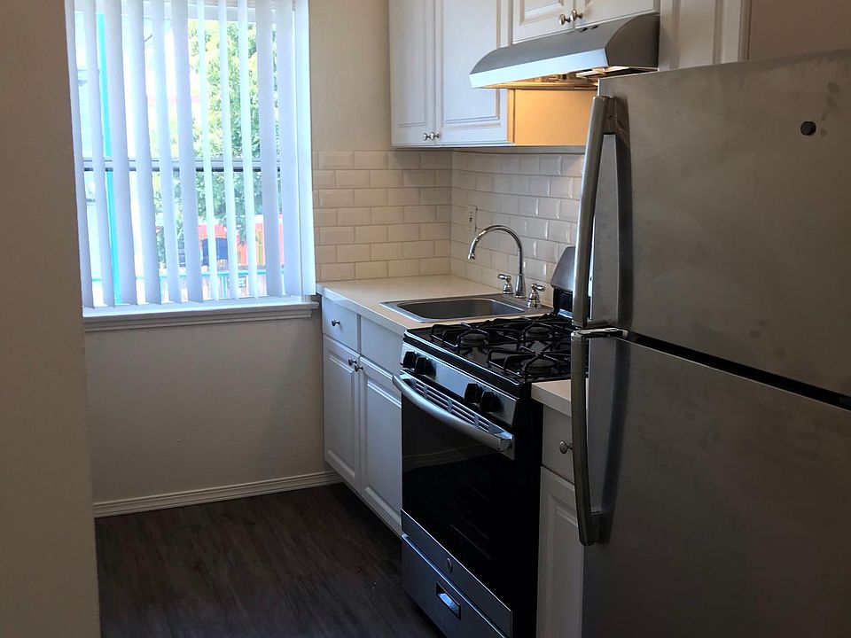 1st image of 1210 N Berendo St APT 21
