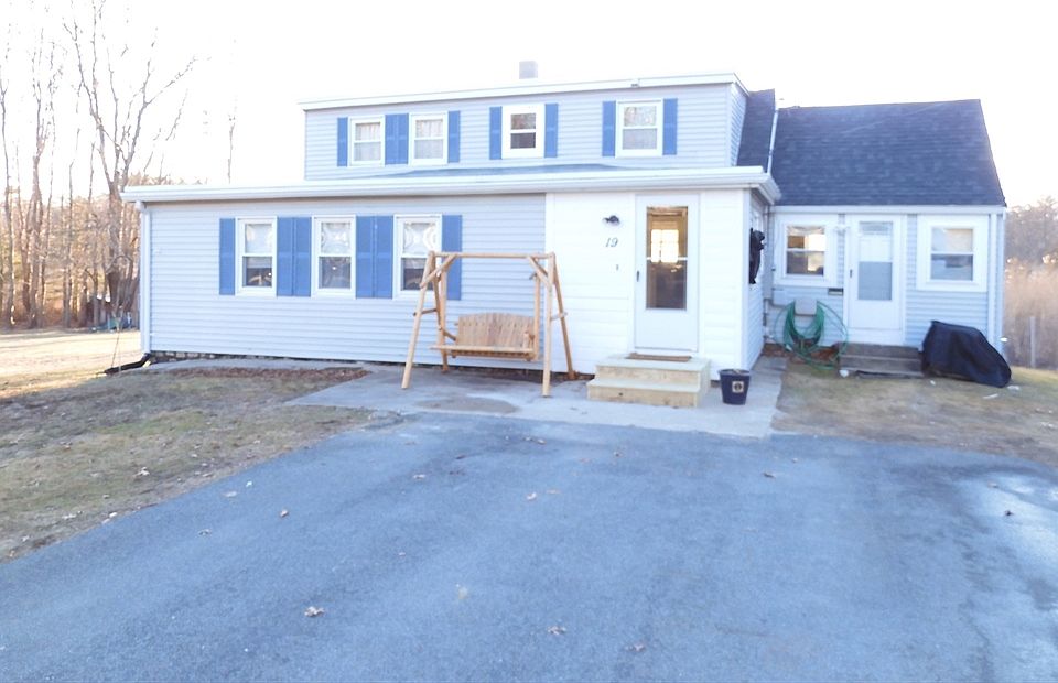 1st image of 19 S Hunt Rd