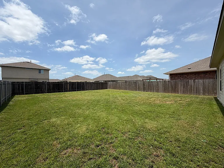 18200 Emu Ln — Photo 29