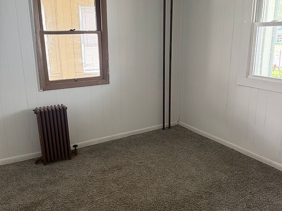 5th image of 111 Cornelia St #1
