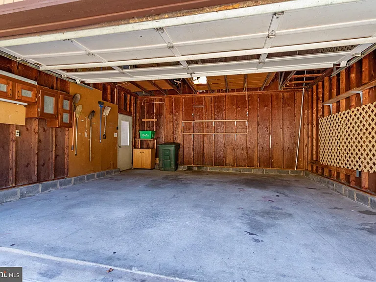 12303 Mulberry Ct — Photo 72