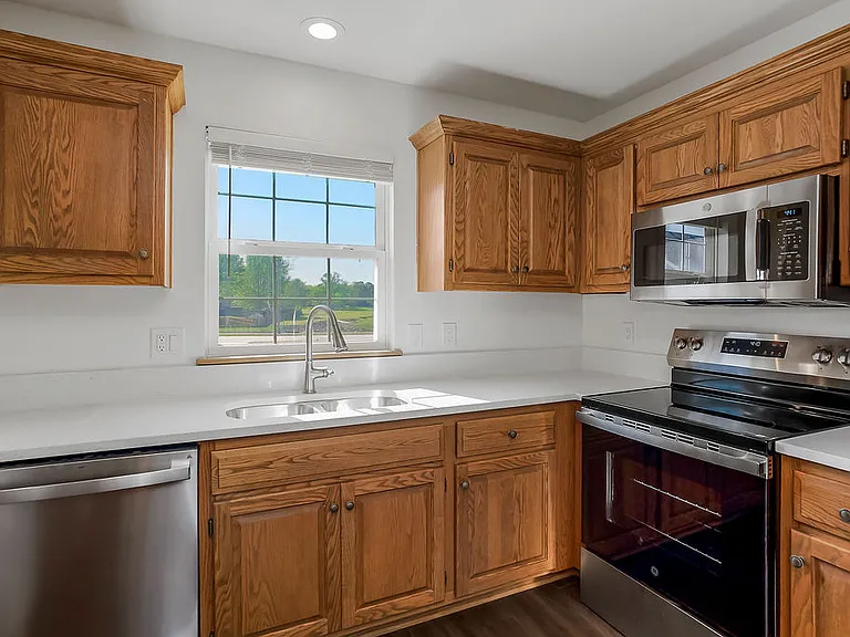 5131 Woodland Dr — Photo 7