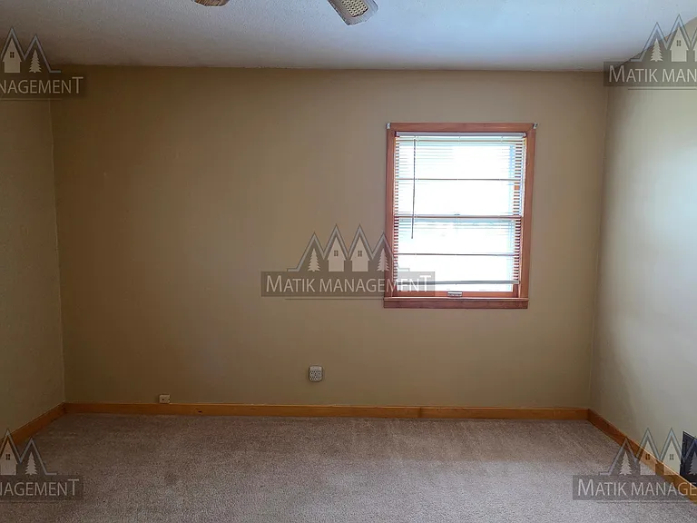 208 3rd St SW — Photo 27