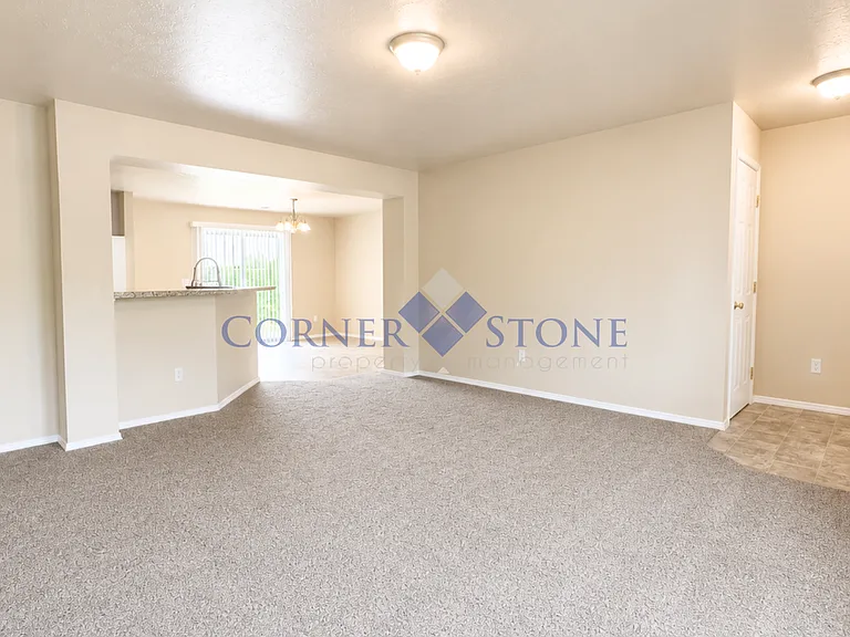 2678 N Kelsan Ave — Photo 3