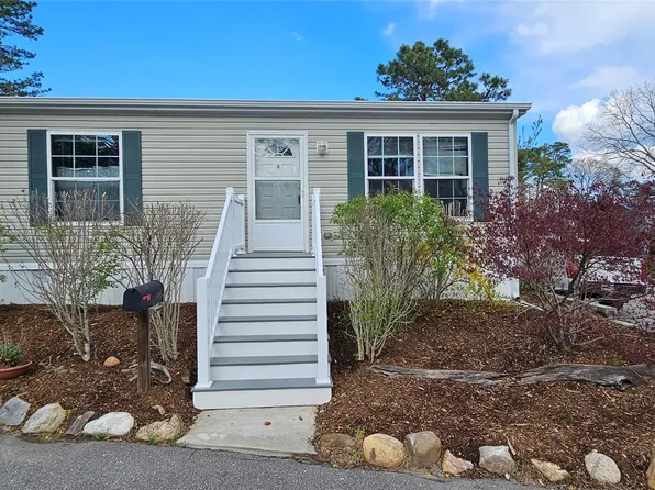 525-B26 Riverleigh Avenue #B26, Riverhead, NY 11901