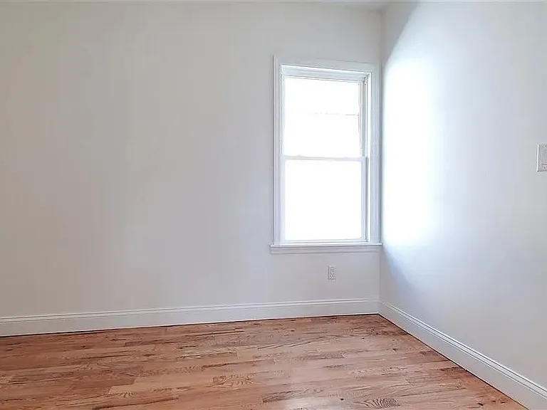 259 Duncan Ave #2 — Photo 13