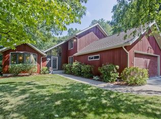 69 Old Coach Cir, Ludlow, MA 01056