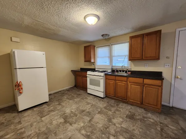 65 Fairview Ave #65, Hamden, CT 06514