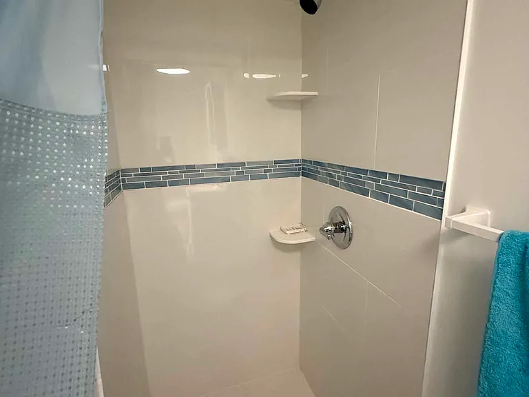 5631 SW 38th Ct — Photo 10