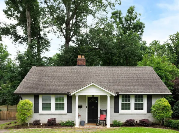 32 Douglas Dr, Greenville, SC 29605