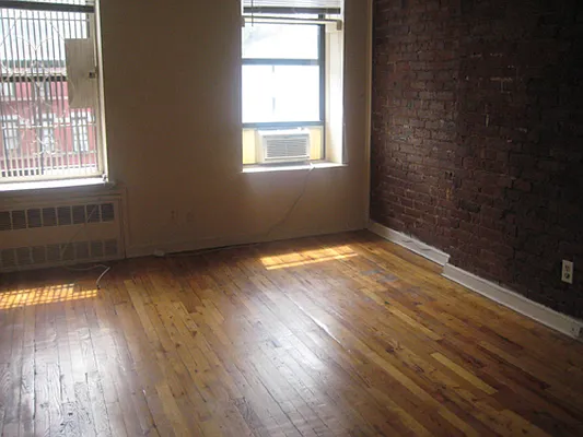 Rented by Prince Real Estate Associates LLC | media 27