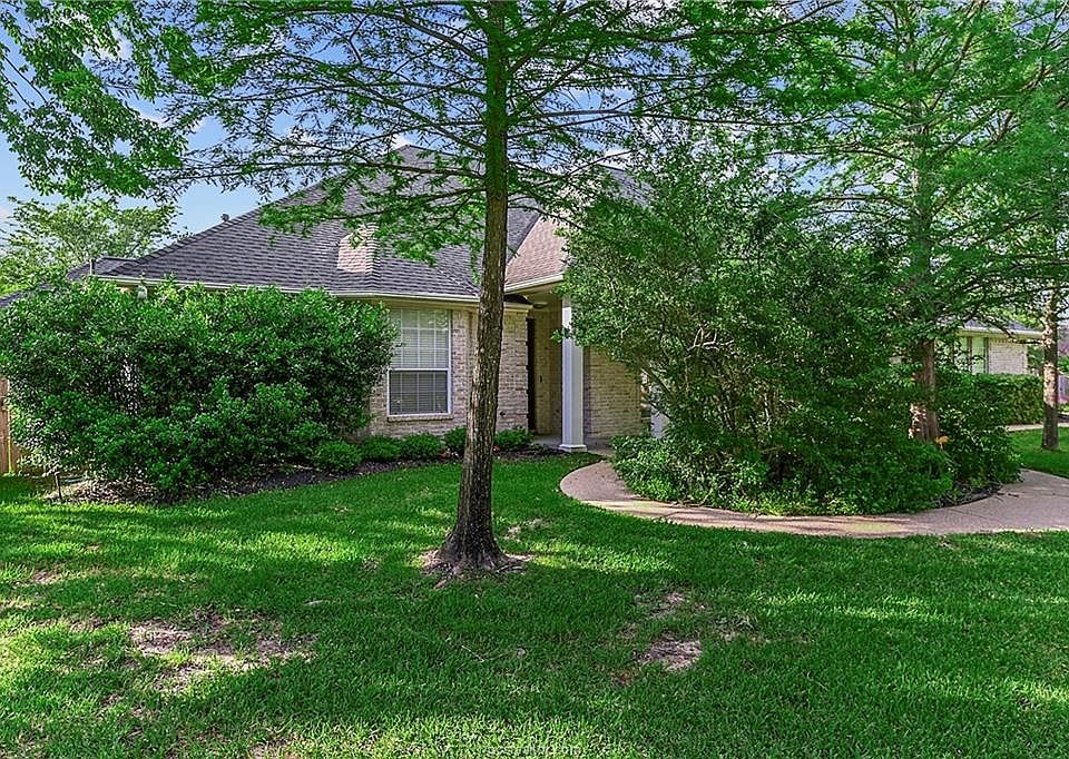 1st image of 1123 Mission Hills Dr