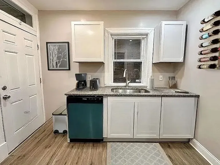 5404 Black St #2 — Photo 11