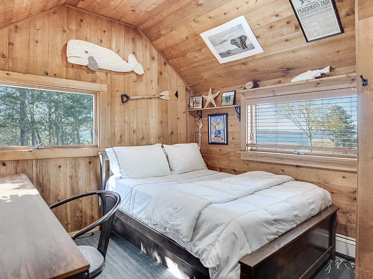 21 Breeze Hill Rd — Photo 16