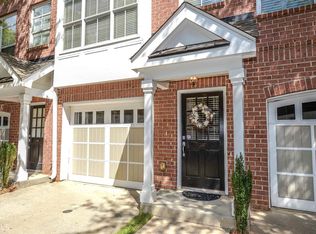 1144 Glenridge Pl, Sandy Springs, GA 30342