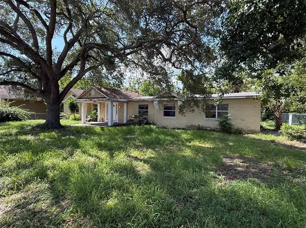 2522 Lake Ellen Ln, Tampa, FL 33618