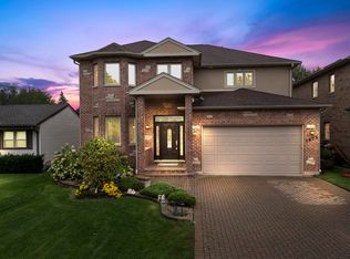 1473 Wedgewood Ave, Des Plaines, IL