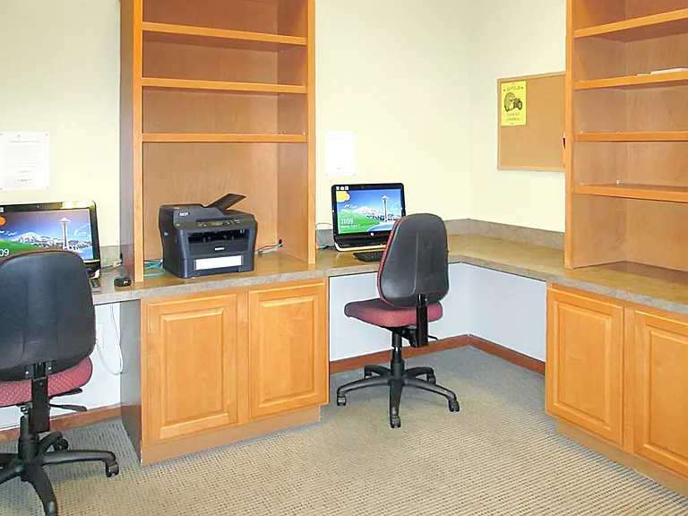 Alison Pointe Apartments — Photo 5