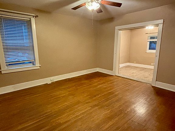 4th image of 6034 Columbia Ave #6034