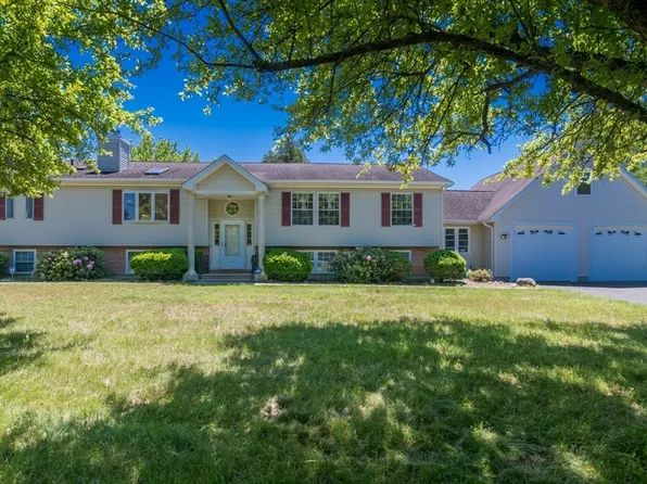 101 Stockbridge St, Hadley, MA 01035
