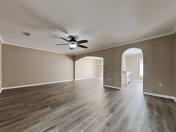 4th image of 7397 Palm Hills Dr