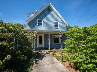 10 Putnam Rd, Ipswich, MA 01938