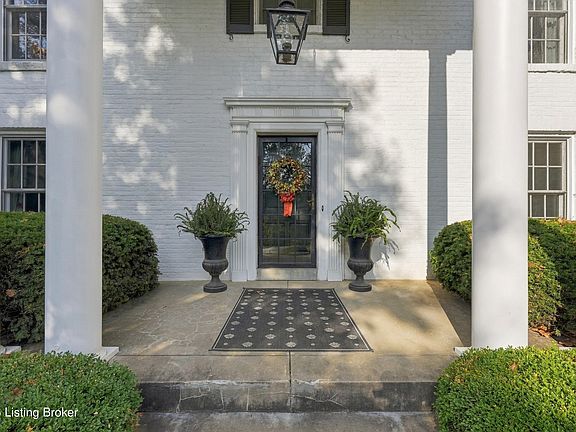 2nd image of 2557 Dell Rd