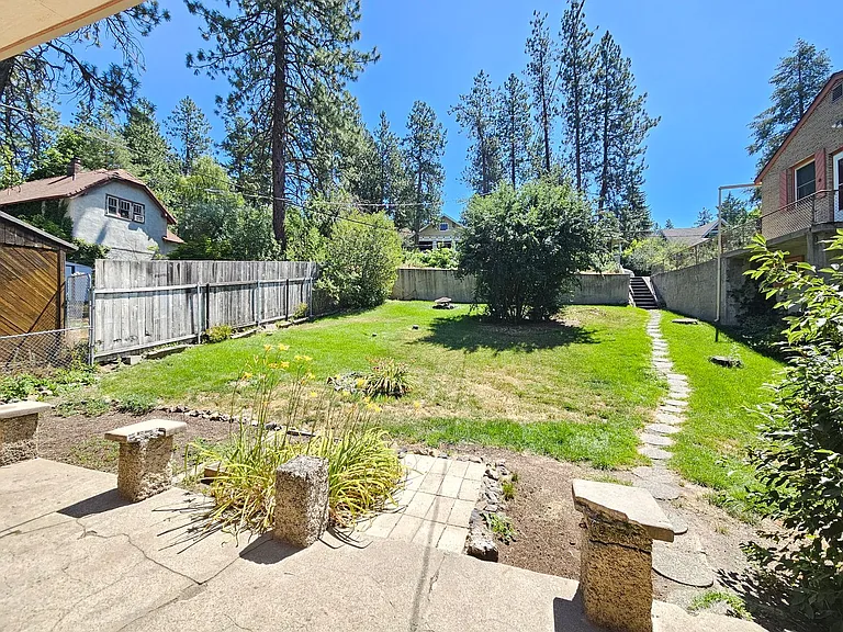 819 W 11th Ave — Photo 21