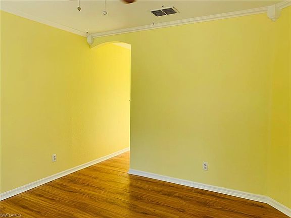 5th image of 3540 22nd Ave NE
