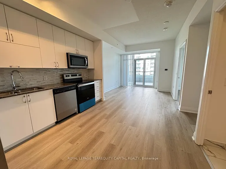 3220 Sheppard Ave E #705 — Photo 3