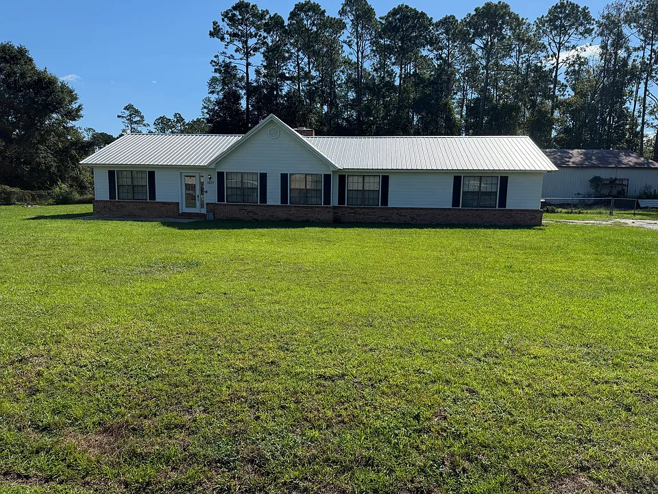3625 Fern Bank Rd