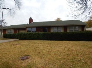 1132 SW Woodhull St, Topeka, KS 66604