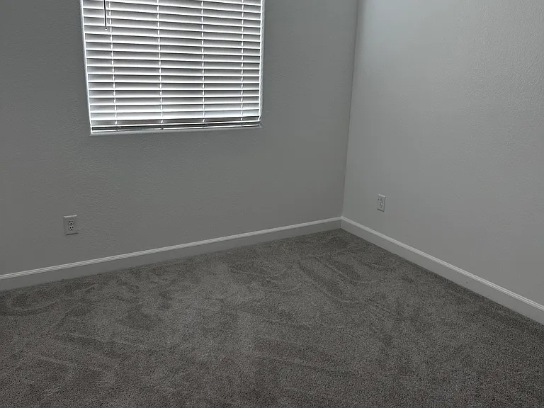 3435 Grecian Queen Ave — Photo 8