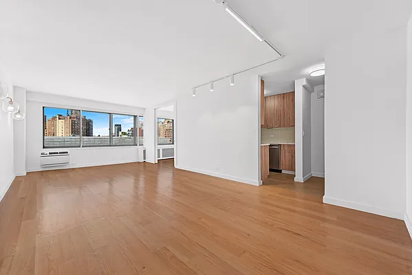 Rented by Corcoran | media 1