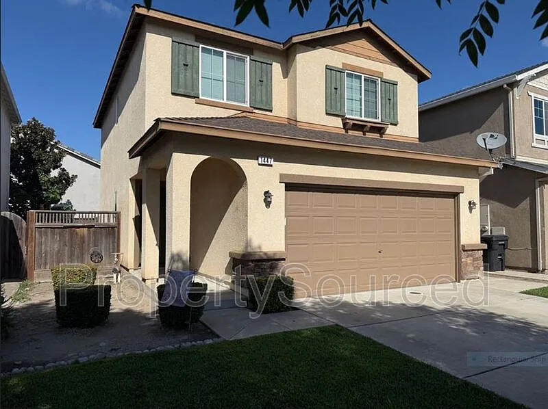 3 bed, 2.5 bath, 1286 sqft, $2,495 — Photo 2