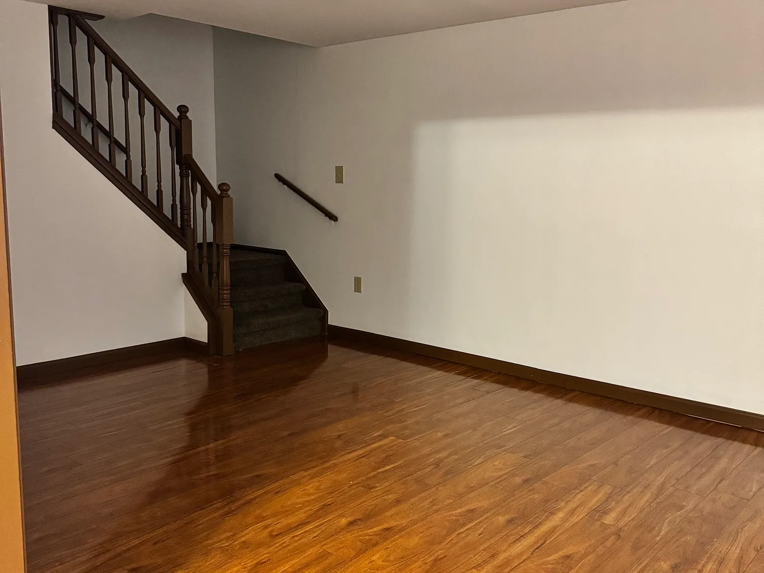 2 bed, 1.5 bath, 900 sqft, $2,275 — Photo 4