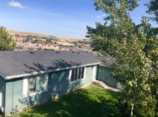 3015 SW Overlook St, Pendleton, OR 97801