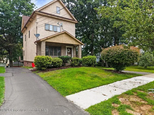 1623 Madison Ave, Dunmore, PA 18509