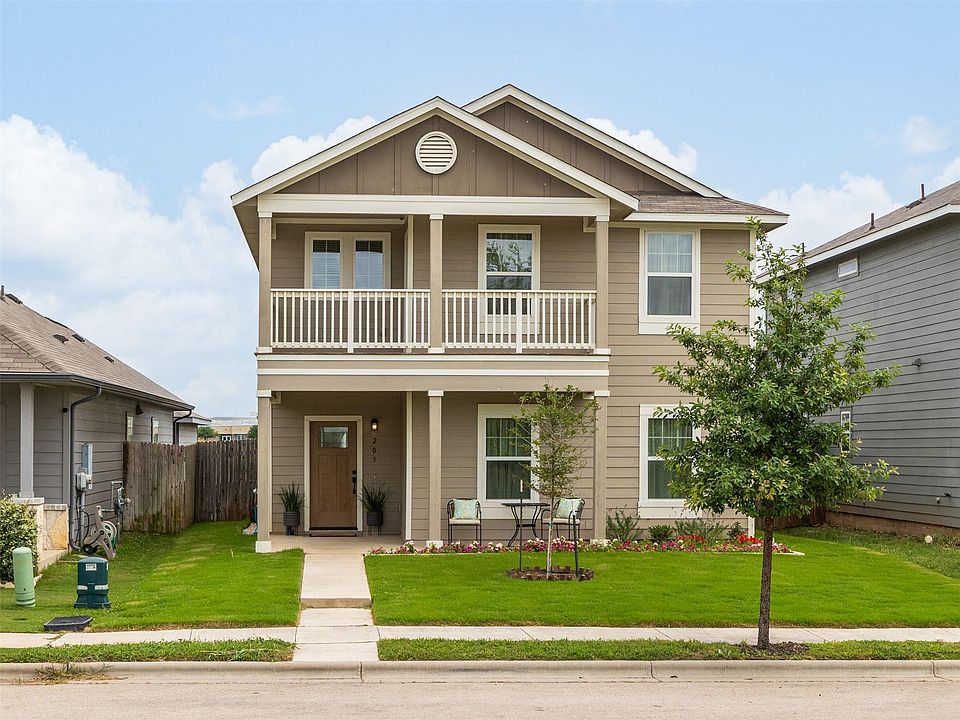 1st image of 203 Combe Dr